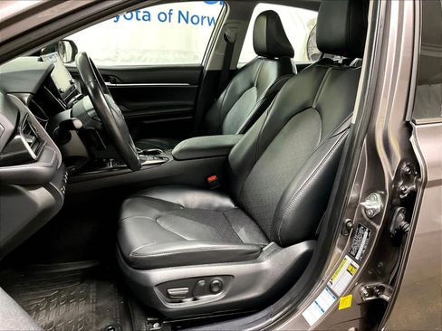 Used 2024 Toyota Camry XSE w/ Cold Weather Package image 10