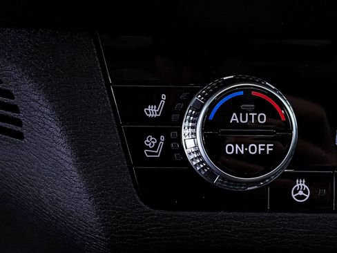 New 2026 Mitsubishi Outlander SEL FWD image 20