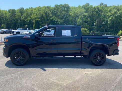 Used 2021 Chevrolet Silverado 1500 Custom Trail Boss AWD/4WD image 4