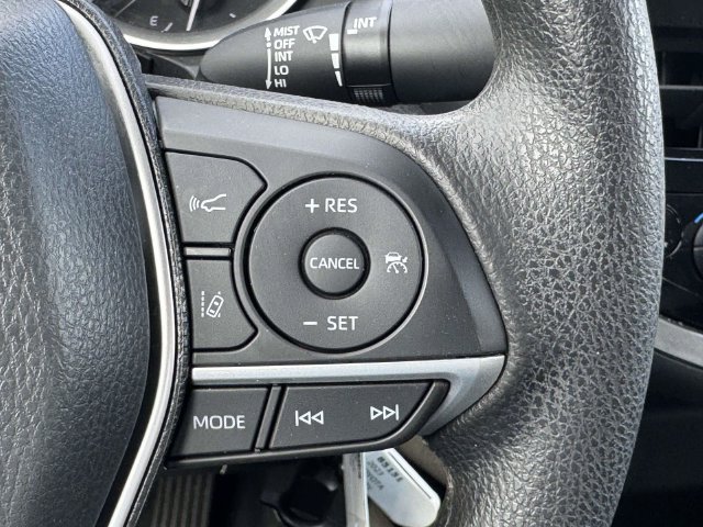 Used 2023 Toyota Camry LE FWD image 28