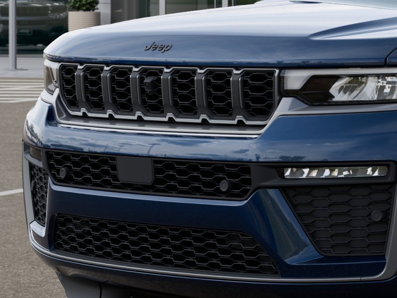New 2027 Jeep Grand Cherokee Limited AWD/4WD image 11
