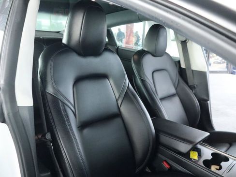 Used 2023 Tesla Model 3 Standard Range RWD image 31