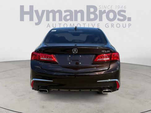Used 2018 Acura TLX V6 w/ Technology Package image 4