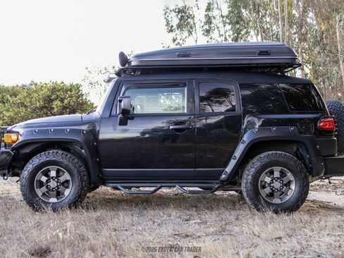 Used 2007 Toyota FJ Cruiser 4WD w/ TRD Special Edition image 3