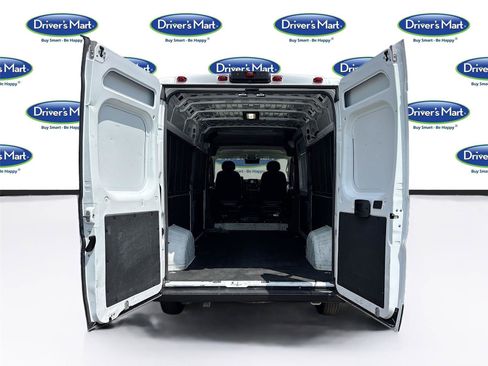 Used 2025 RAM ProMaster 2500 w/ Convenience Group FWD image 23