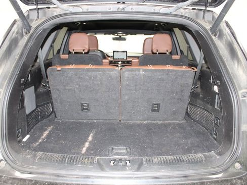 Used 2022 Lincoln Aviator Reserve w/ Equipment Group 201A image 13