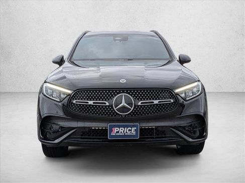 Used 2026 Mercedes-Benz GLC 300 4MATIC image 2