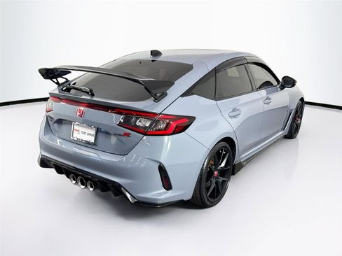 Used 2023 Honda Civic Type R image 10
