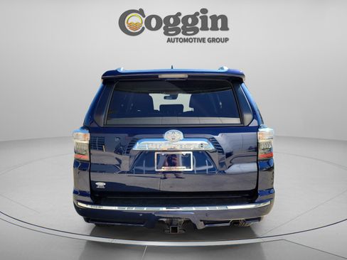 Used 2024 Toyota 4Runner Limited AWD/4WD image 3