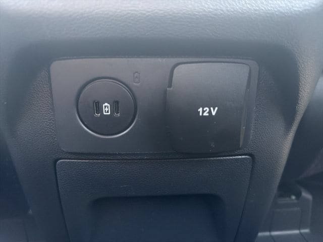 Used 2025 Ford Explorer ST-Line AWD/4WD image 26
