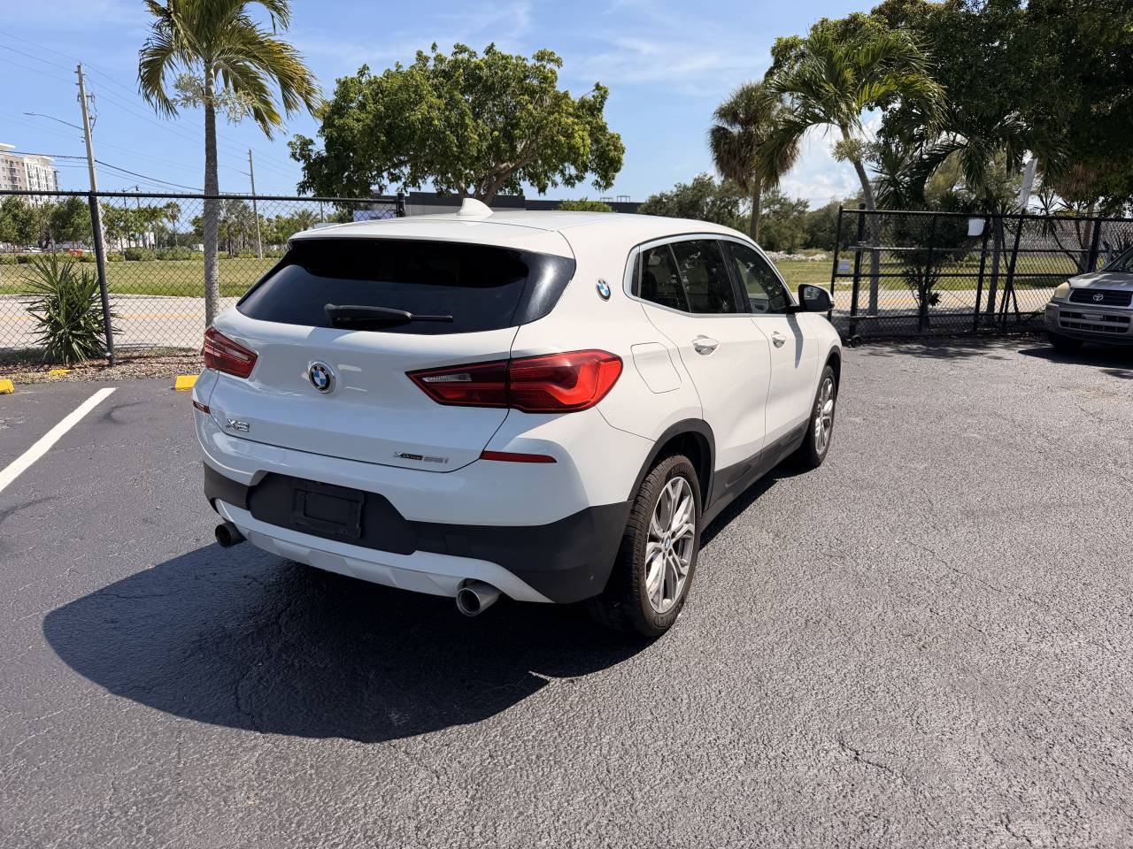 Used 2018 BMW X2 xDrive28i w/ Convenience Package AWD/4WD image 5