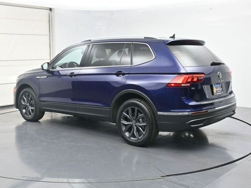 Used 2022 Volkswagen Tiguan SE AWD/4WD image 25