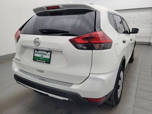 Used 2017 Nissan Rogue S FWD image 9