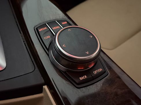 Used 2018 BMW 320i 320i Sedan image 38