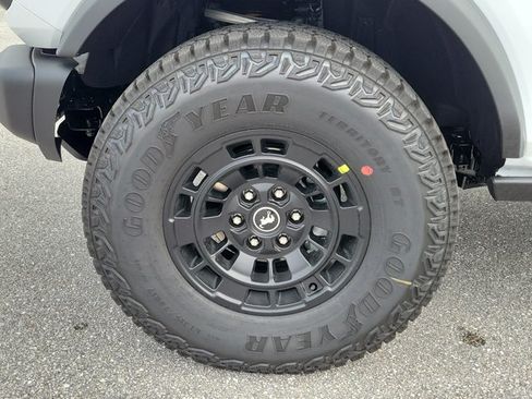 New 2026 Ford Bronco Badlands AWD/4WD image 6