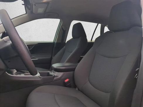Certified 2025 Toyota RAV4 LE image 18