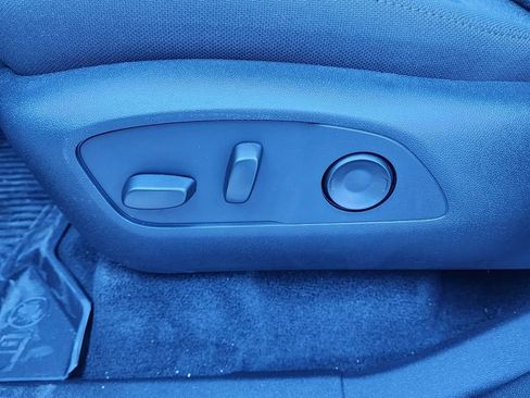 New 2026 GMC Acadia Elevation w/ LPO, Floor Liner Package image 17