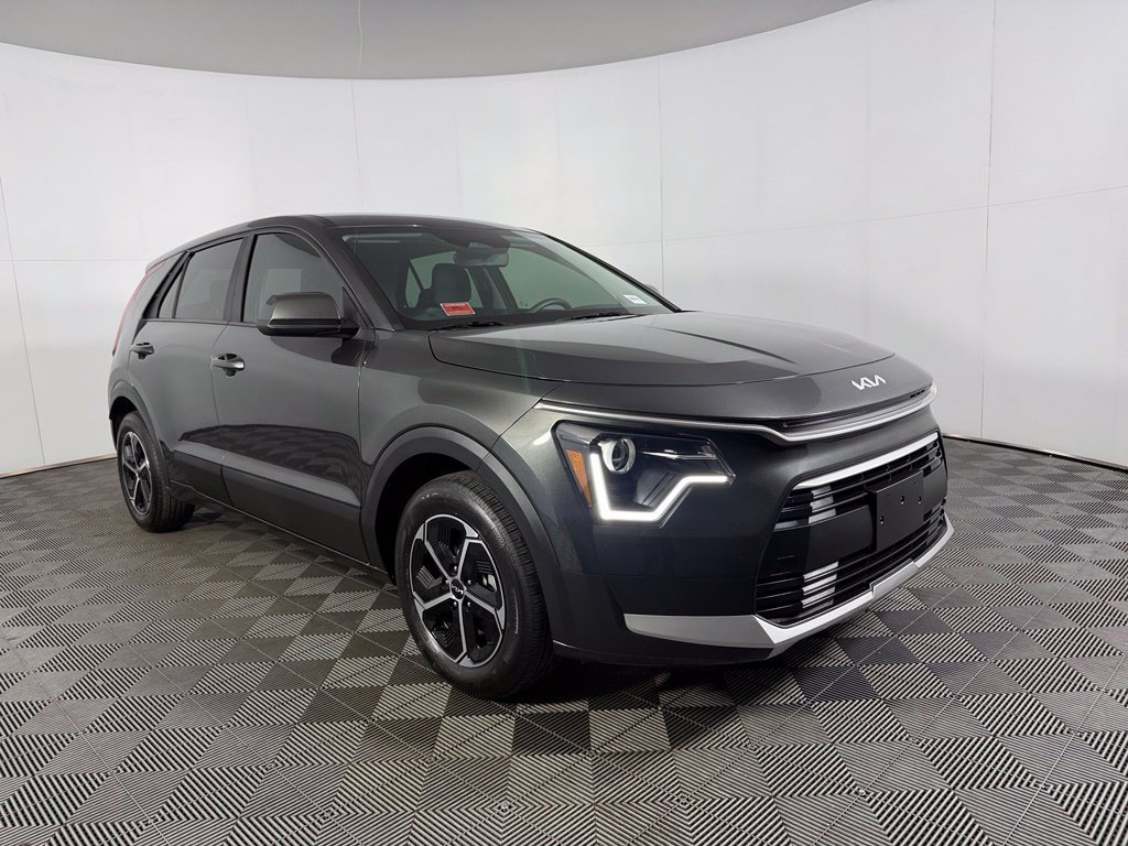 Used 2026 Kia Niro LX FWD image 4