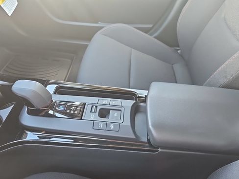 New 2026 Toyota Prius Plug-In Hybrid FWD image 23