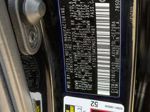 Used 2021 Toyota Camry SE FWD image 31