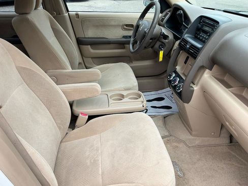 Used 2005 Honda CR-V EX image 11