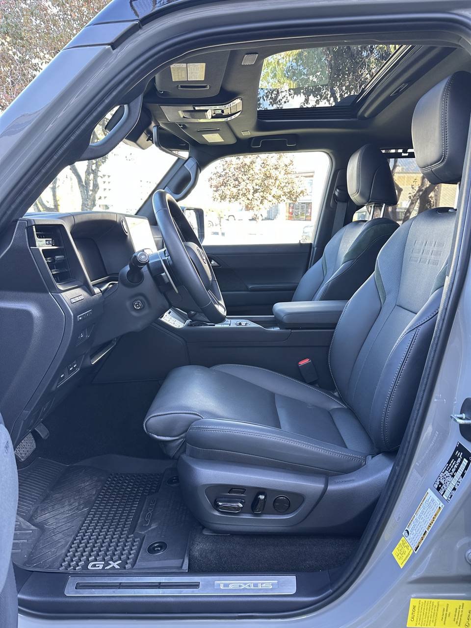 Used 2026 Lexus GX 550 AWD/4WD image 17