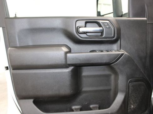 Used 2024 Chevrolet Silverado 2500 Custom w/ Custom Value Package image 22