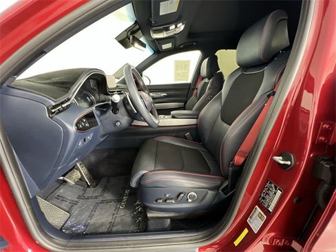 Used 2022 Genesis GV70 2.5T w/ Sport Prestige Package image 20