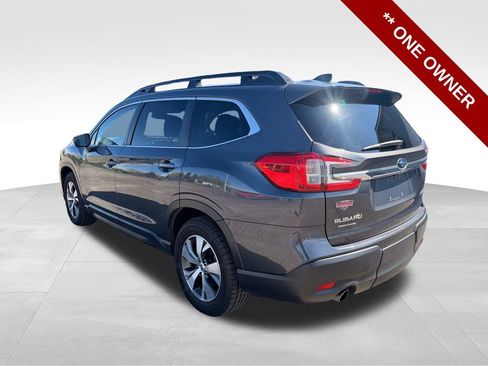 Used 2023 Subaru Ascent Premium AWD/4WD image 3