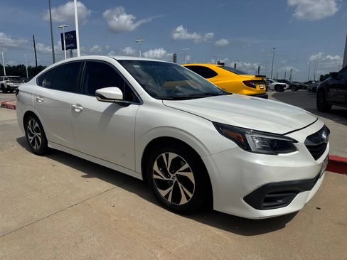 Used 2020 Subaru Legacy Premium AWD/4WD image 2