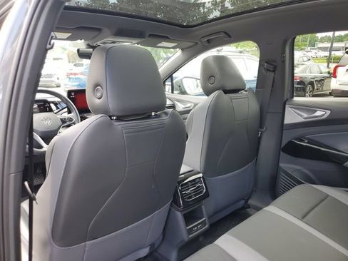 Used 2023 Volkswagen ID.4 Pro S RWD image 17