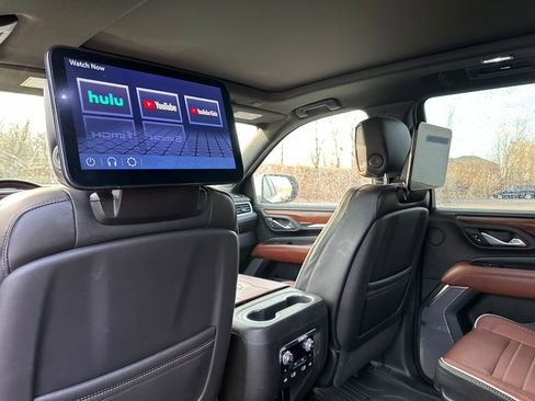 Used 2023 GMC Yukon Denali Ultimate image 20