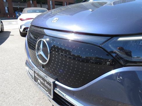 Used 2023 Mercedes-Benz EQE 350+ 4MATIC SUV image 23