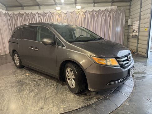Used 2017 Honda Odyssey EX-L image 3