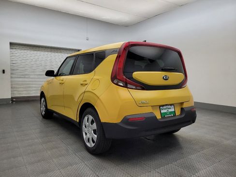 Used 2020 Kia Soul LX image 5