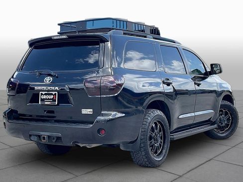 Used 2016 Toyota Sequoia SR5 RWD image 13