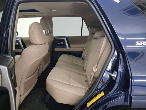 Used 2015 Toyota 4Runner SR5 Premium image 13