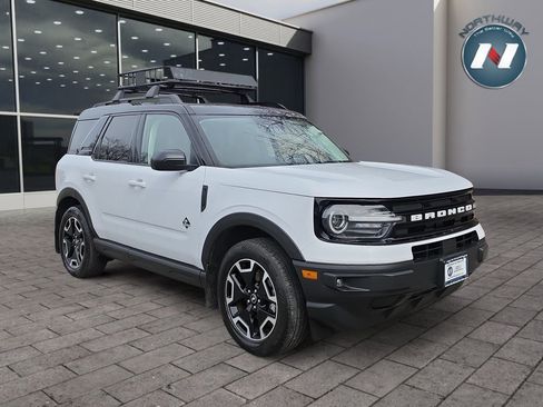 Used 2021 Ford Bronco Sport Outer Banks w/ Outer Banks Package image 7