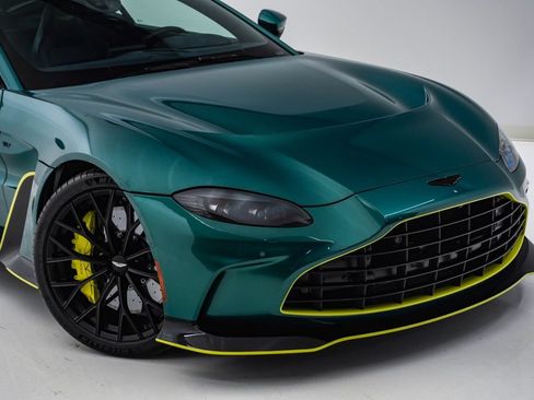 Used 2023 Aston Martin V12 Vantage RWD image 4