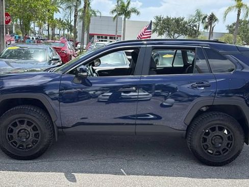 Used 2025 Toyota RAV4 XLE FWD image 4