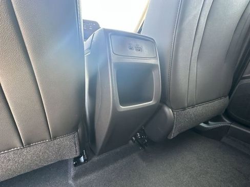 New 2026 Chevrolet Trax LT w/ Midnight Edition FWD image 21
