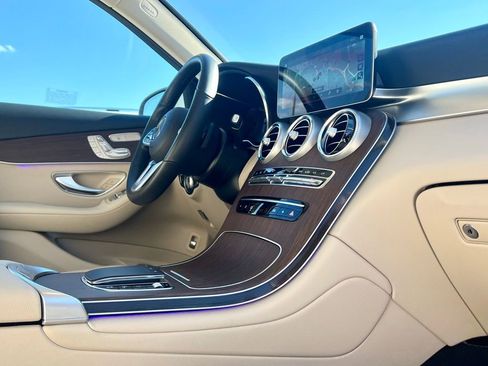 Certified 2022 Mercedes-Benz GLC 300 4MATIC image 12