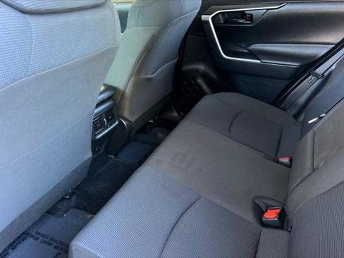 Certified 2020 Toyota RAV4 LE w/ Carpet Mat Package AWD/4WD image 4