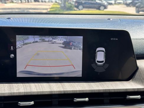 Used 2024 Kia Telluride EX w/ EX Captain's Chair Package image 32