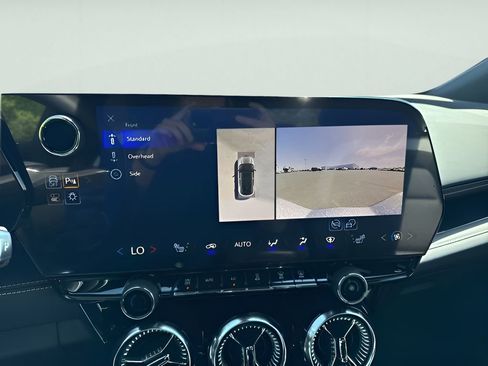 New 2025 Chevrolet Blazer EV LT image 23