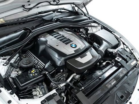 Used 2008 BMW 650i Coupe image 30