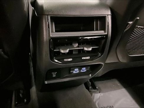 Used 2024 Jeep Grand Cherokee Altitude AWD/4WD image 32