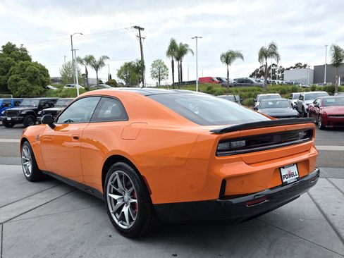 New 2025 Dodge Charger Scat Pack w/ Track Pack image 3