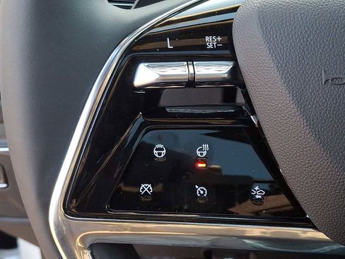 Used 2025 Cadillac Escalade ESV Premium Luxury image 24