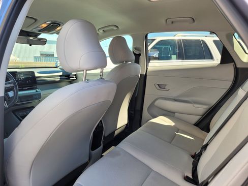 Used 2024 Hyundai Kona SEL FWD image 14